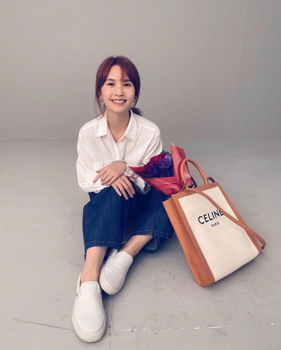 氣質又實用！Laptop也能放下的名牌帆布tote推介